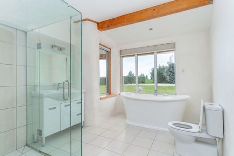 Photo of property in 176 Gunn Road, Warepa, Balclutha, 9273