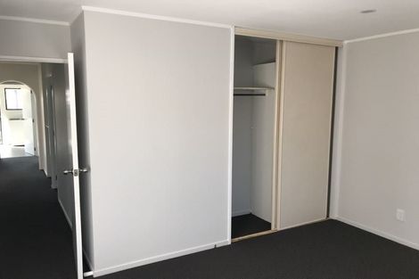 Photo of property in 23 Addison Drive, Glendene, Auckland, 0602