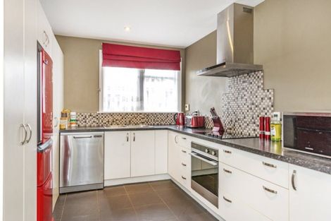 Photo of property in 60 Morrison Avenue, Northcote, Christchurch, 8052