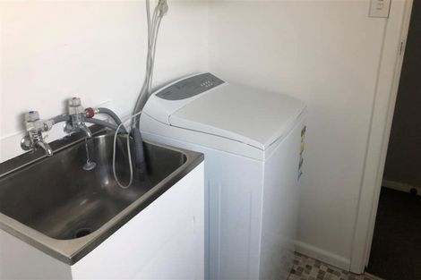 Photo of property in 29 Maple Grove, Kingston, Wellington, 6021