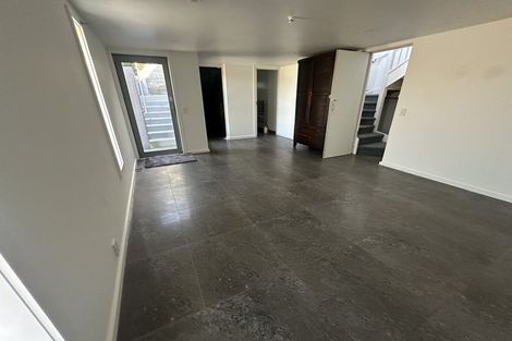 Photo of property in 217 Marine Parade, Seatoun, Wellington, 6022