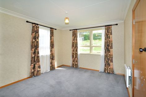 Photo of property in 8 Hanlon Street, Halfway Bush, Dunedin, 9010