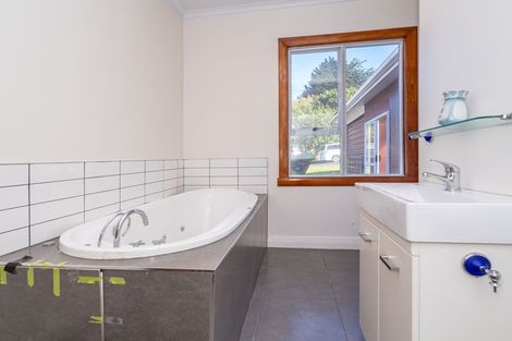 Photo of property in 20 Manchester Street, Bradford, Dunedin, 9011