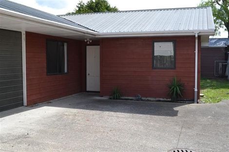 Photo of property in 177 Featherston Street, Palmerston North, 4410