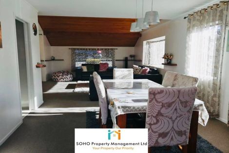 Photo of property in 234 Botany Road, Golflands, Auckland, 2013