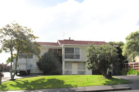 Photo of property in 21 Paisley Street, Mellons Bay, Auckland, 2014