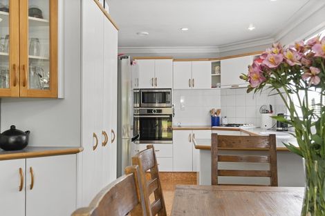 Photo of property in 1 Bayview Street, Te Puke, 3119