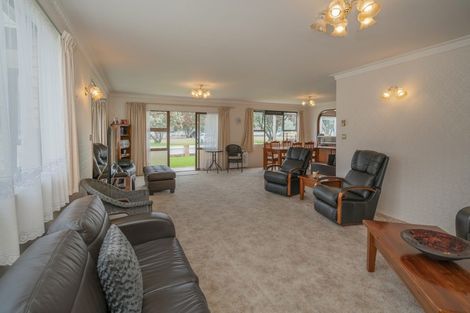 Photo of property in 6 The Esplanade, Whitianga, 3510