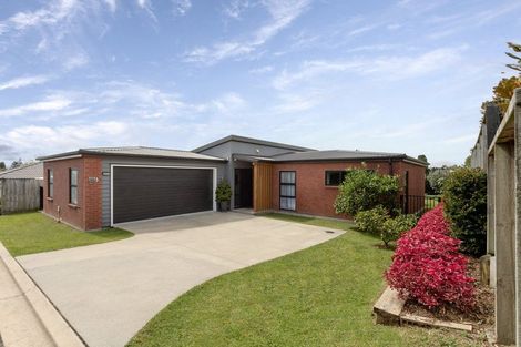 Photo of property in 132c Margaret Drive, Omokoroa, 3114