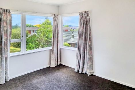Photo of property in 37 Chatsworth Crescent, Pakuranga Heights, Auckland, 2010