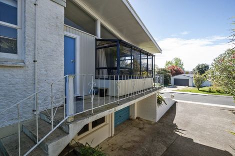 Photo of property in 13 Tirita Street, Kawaha Point, Rotorua, 3010