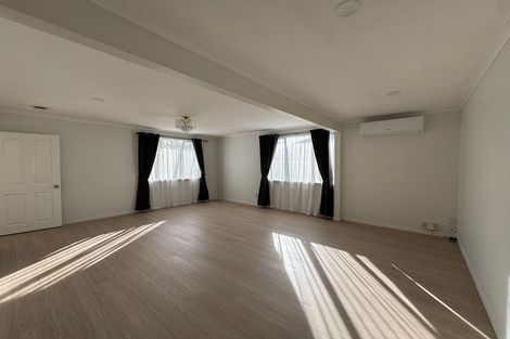 Photo of property in 51 Swaffield Road, Papatoetoe, Auckland, 2025