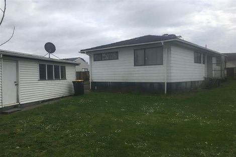 Photo of property in 13 Kern Place, Manurewa, Auckland, 2102
