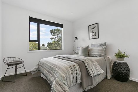 Photo of property in 37b Tawhiri Road, One Tree Hill, Auckland, 1061