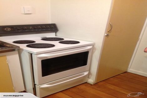 Photo of property in 9 Colonel Place, Featherston, 5710