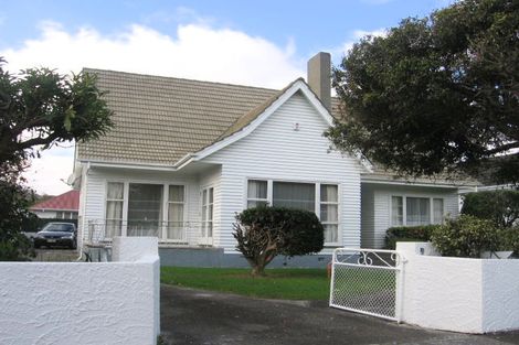 Photo of property in 8 Bellevue Road, Woburn, Lower Hutt, 5010