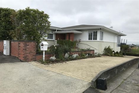 Photo of property in 14 Coleman Terrace, Hospital Hill, Napier, 4110