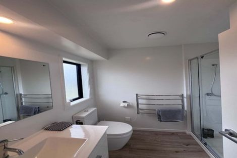 Photo of property in 8a Holden Avenue, Holdens Bay, Rotorua, 3010