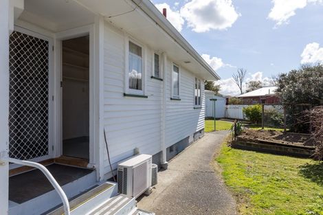Photo of property in 39 Wavell Crescent, Lansdowne, Masterton, 5810