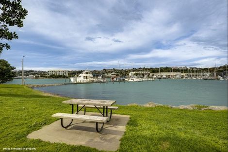 Photo of property in 2/8 Meeanee Quay, Westshore, Napier, 4110