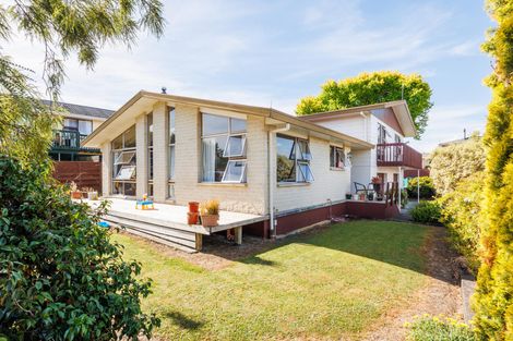 Photo of property in 3 Rangeview Place, Feilding, 4702