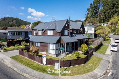 Photo of property in 69 Sunbrae Drive, Silverstream, Upper Hutt, 5019