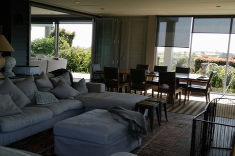 Photo of property in 73 Keanes Road, Maraetai, Howick, 2571