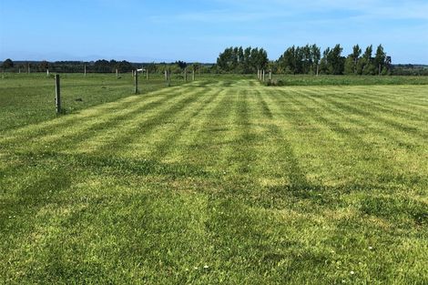 Photo of property in 830 Oxford Road, Fernside, Rangiora, 7471