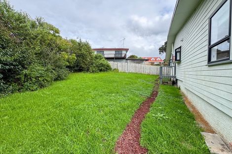 Photo of property in 12 Clearview Heights, Ranui, Auckland, 0612