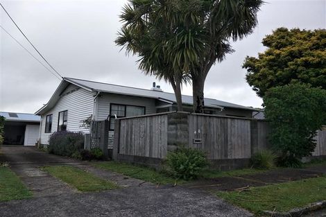 Photo of property in 48 Dorset Avenue, Westown, New Plymouth, 4310