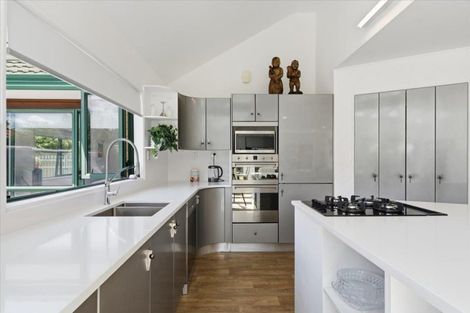 Photo of property in 72 Palm Beach Boulevard, Papamoa Beach, Papamoa, 3118