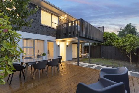 Photo of property in 2/57 Moana Avenue, One Tree Hill, Auckland, 1061