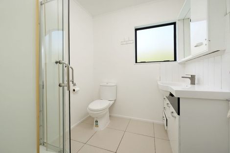 Photo of property in 1/76 Chilcott Road, Henderson, Auckland, 0612