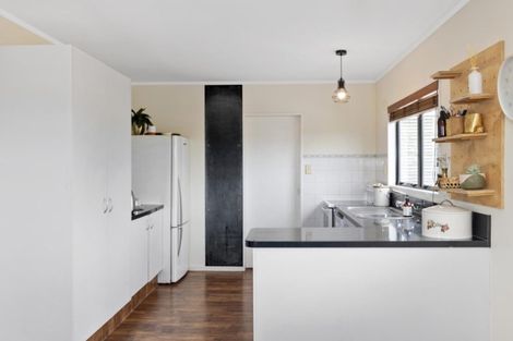 Photo of property in 18 Pelorus Street, Welcome Bay, Tauranga, 3112