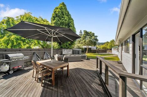 Photo of property in 17a Wairere Grove, Paraparaumu, 5032