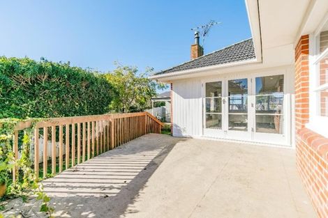 Photo of property in 1/510 East Coast Road, Windsor Park, Auckland, 0630