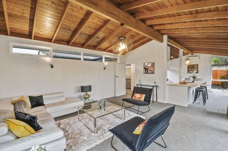 Photo of property in 18a Hillcrest Grove, Hillpark, Auckland, 2102