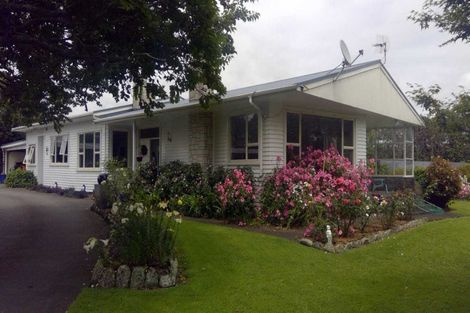 Photo of property in 18 Arthur Road, Paraite, New Plymouth, 4373