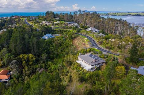 Photo of property in 76 Scott Road, Stanmore Bay, Whangaparaoa, 0932