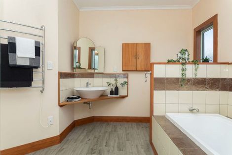 Photo of property in 58 Gordon Street, Dannevirke, 4930