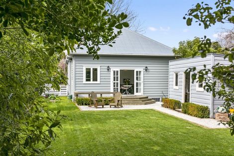 Photo of property in 56 Hall Street, Cambridge, 3434