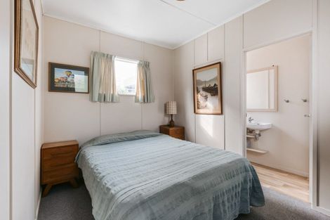 Photo of property in 69 Marine Parade, Mount Maunganui, 3116