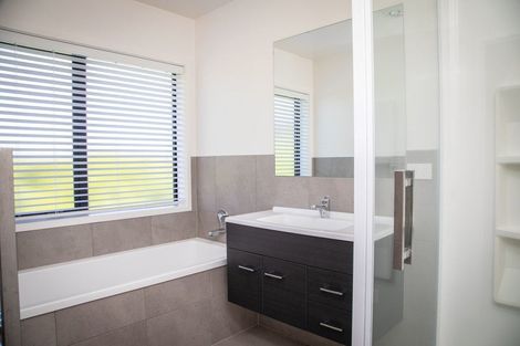 Photo of property in 1 Kirklee Lane, Pokeno, 2402