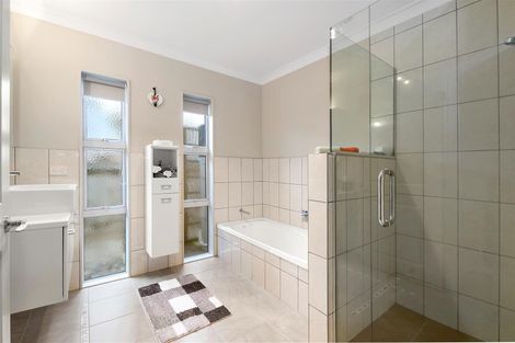 Photo of property in 84 Parawai Road, Ngongotaha, Rotorua, 3010