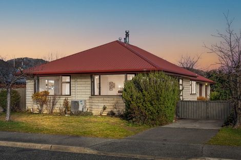 Photo of property in 56 Ortive Street, Cromwell, 9310