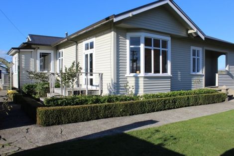 Photo of property in 183 Cowper Road, Dannevirke, 4976