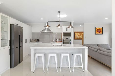 Photo of property in 47 Hamon Place, Pukehangi, Rotorua, 3015