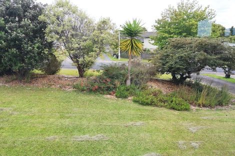 Photo of property in 25 Dobell Road, Stanmore Bay, Whangaparaoa, 0932