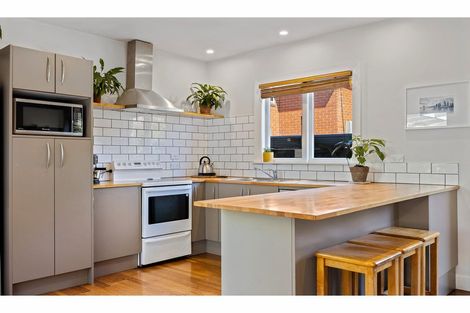 Photo of property in 14 Deyell Crescent, Sydenham, Christchurch, 8023