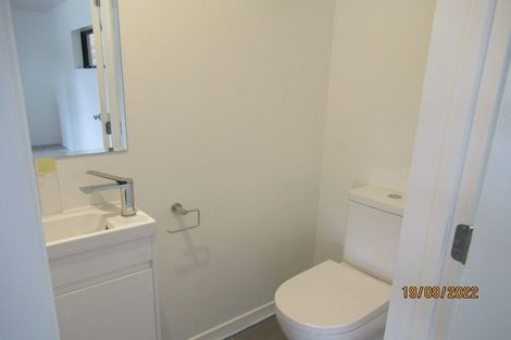 Photo of property in 77b Penrose Road, Mount Wellington, Auckland, 1060